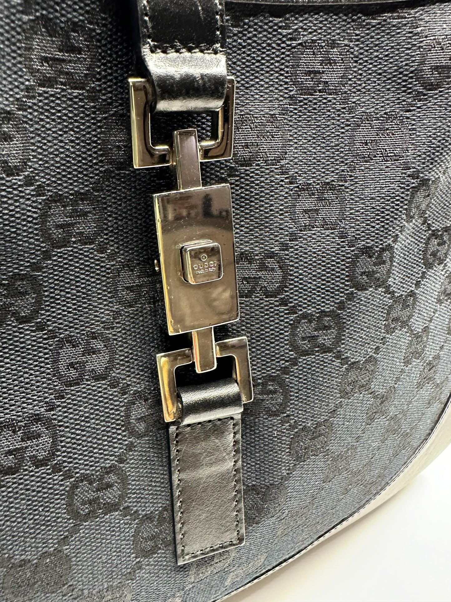 Gucci Jackie Dark Blue Medium Size