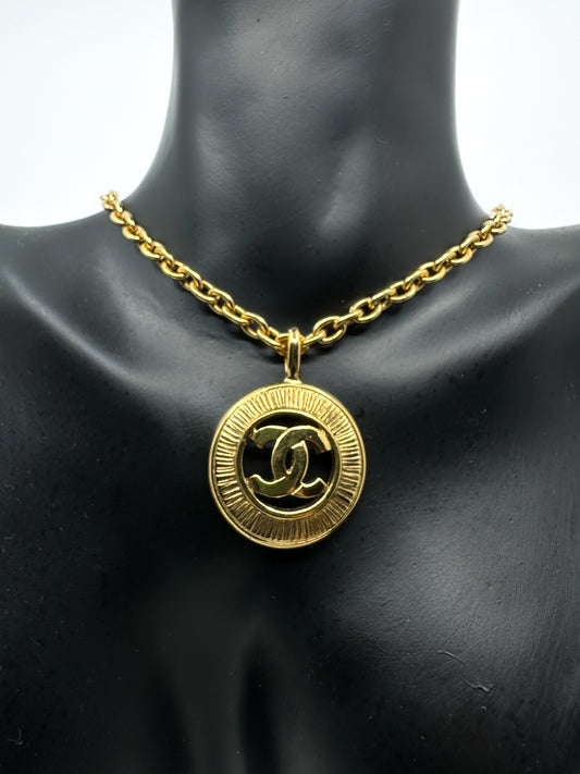 Chanel Vintage Classic Round Coco Necklace