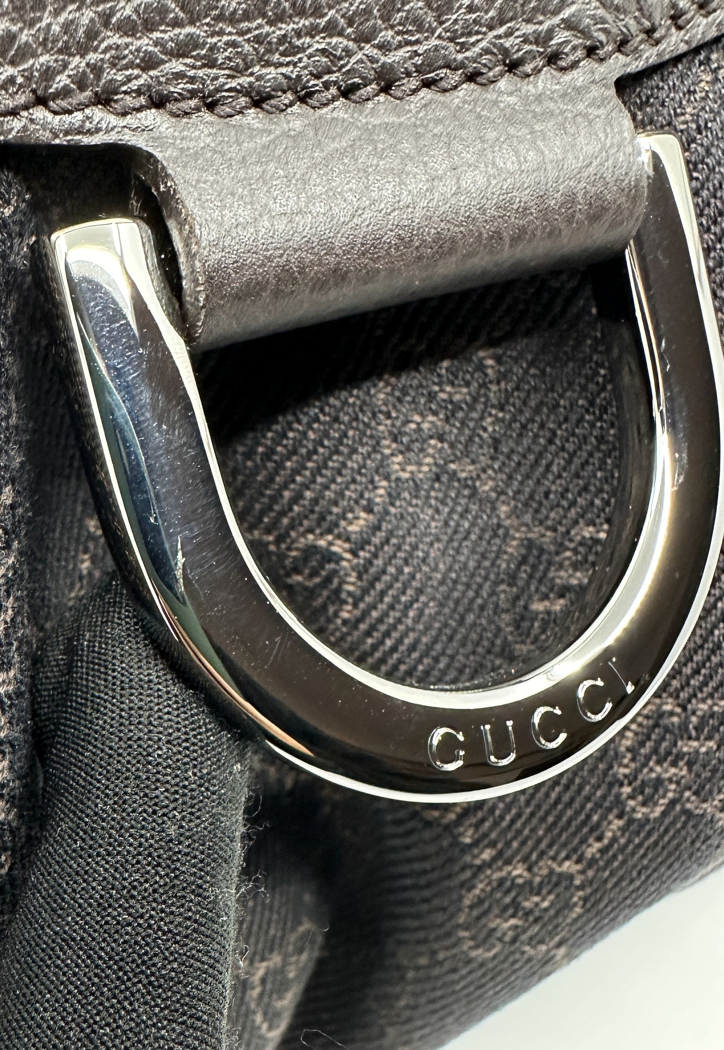 Gucci Abbey D-ring Shoulder Bag in Brown