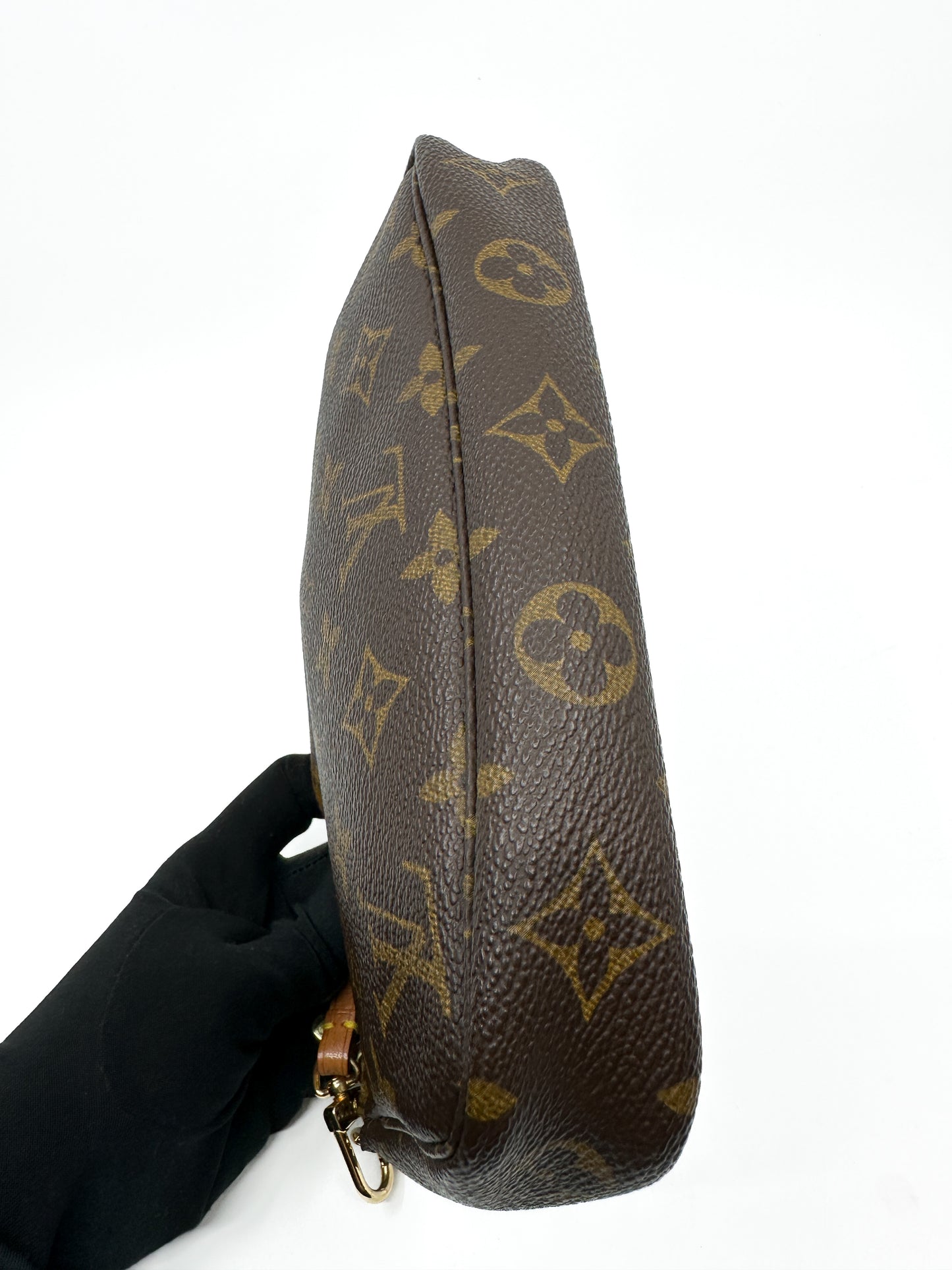 LV Pochette Accessory