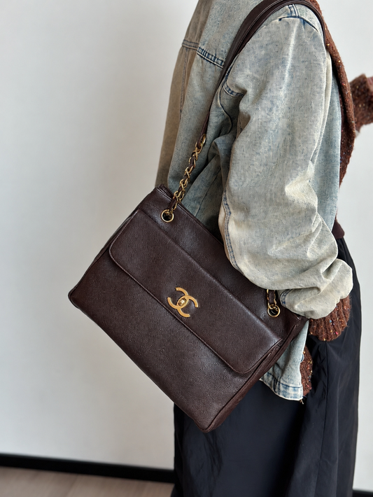 Super Rare Vintage Chanel CC Front Pocket Caviar Tote