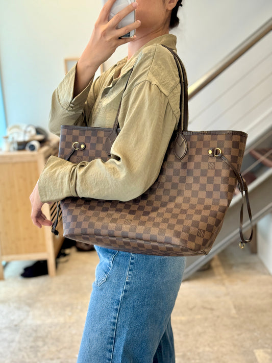 LV Neverful Damier MM Red Lining