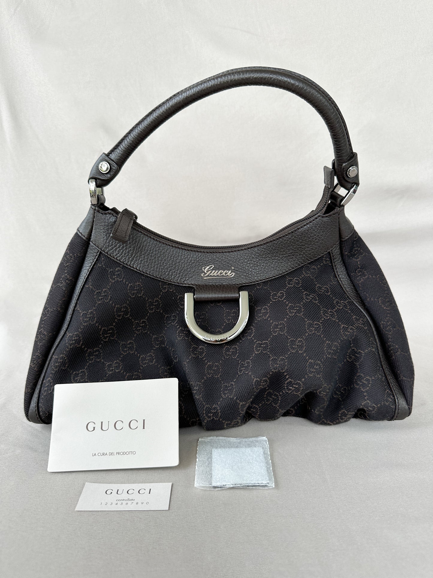 Gucci Abbey D-ring Shoulder Bag in Brown