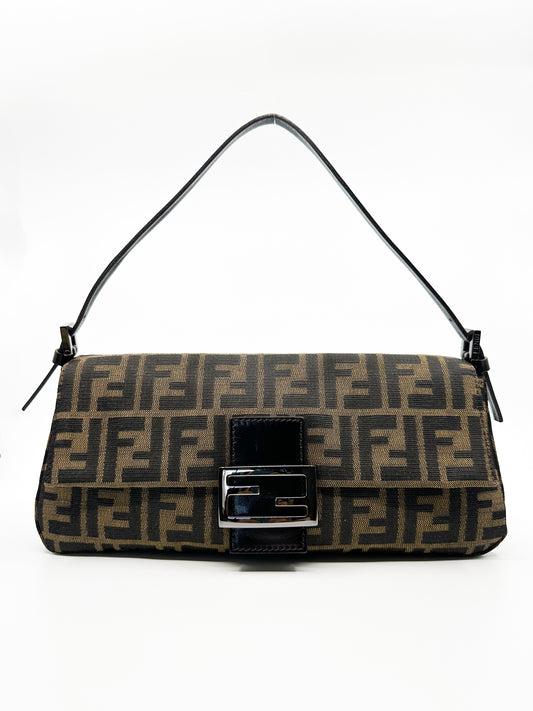 Fendi Baguette in Brown Zucca