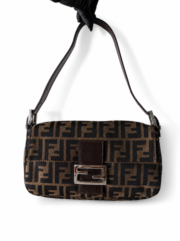 Vintage Fendi Baguette in Brown Zucca