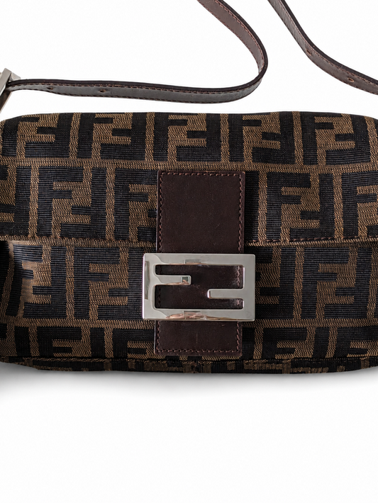 Vintage Fendi Baguette in Brown Zucca