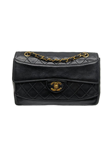 Rare Vintage Chanel Classic Single Curve Flap Medium Lambskin Black 24K Gold Hardware