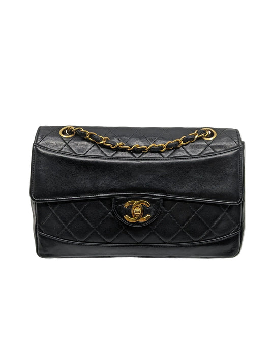Rare Vintage Chanel Classic Single Curve Flap Medium Lambskin Black 24K Gold Hardware